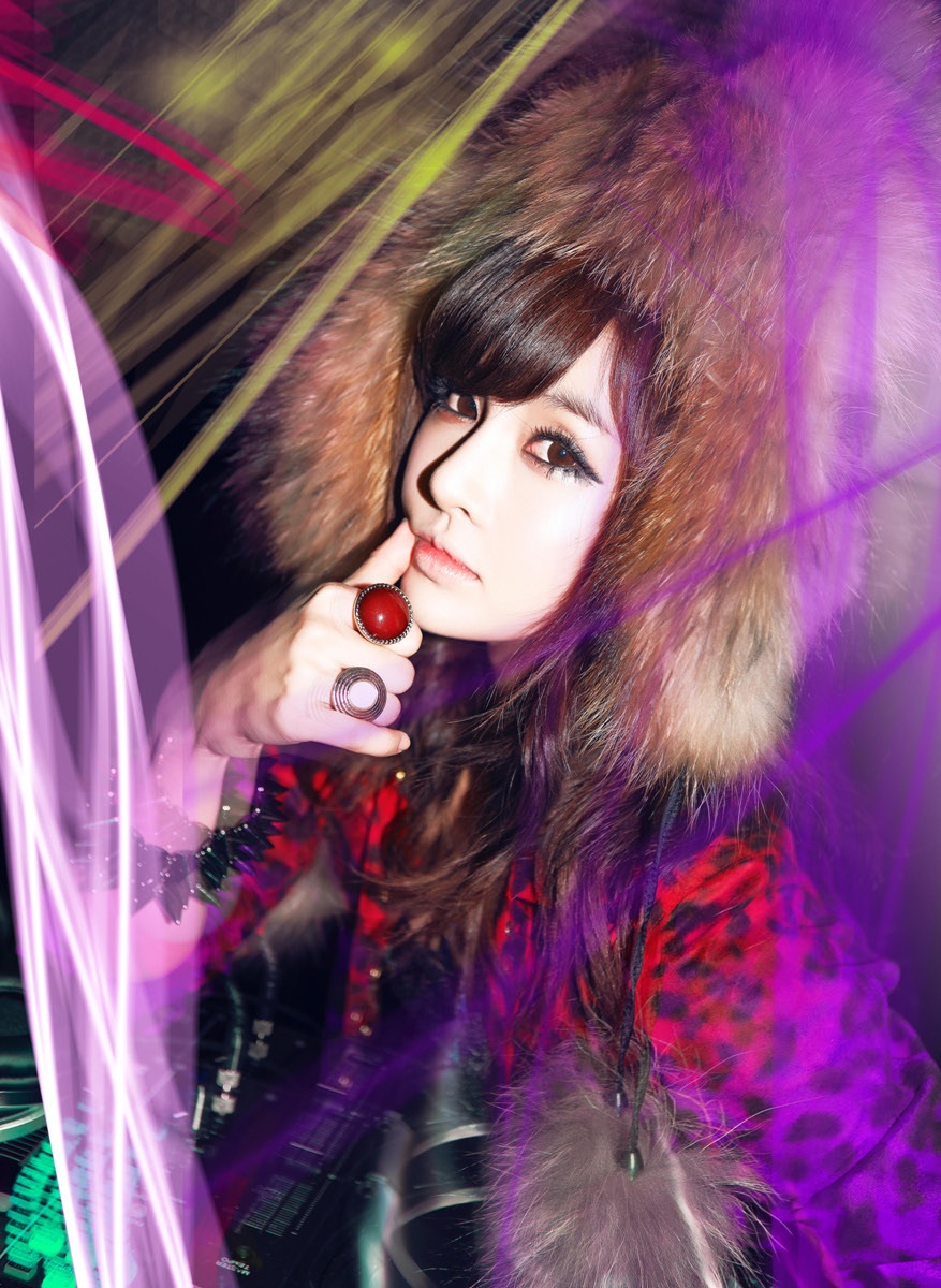 Со ловей. T-Ara Lovey Dovey. T-Ara Boram. Lovey певица. T-Ara с челкой на средние волосы.